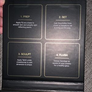 HUDA BEAUTY Makeup - Huda beauty 3D highlighter palette golden sands HUDA BEAUTY Makeup - Huda beauty 3D highlighter palette golden sands